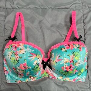 36B Victoria's Secret Very Sexy Balconet Bra